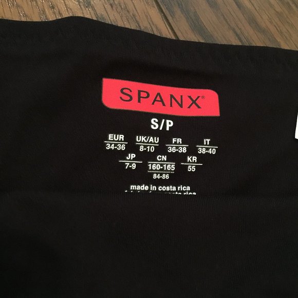 SPANX Black Compression Under Garment Shape Wear - Cropped Pants - Picture 8 of 13